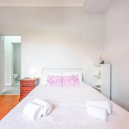 Guestready - Practical 1 Bdr Appt Near The Beach!