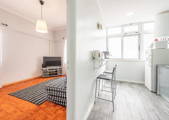 Guestready - Practical 1 Bdr Appt Near The Beach!